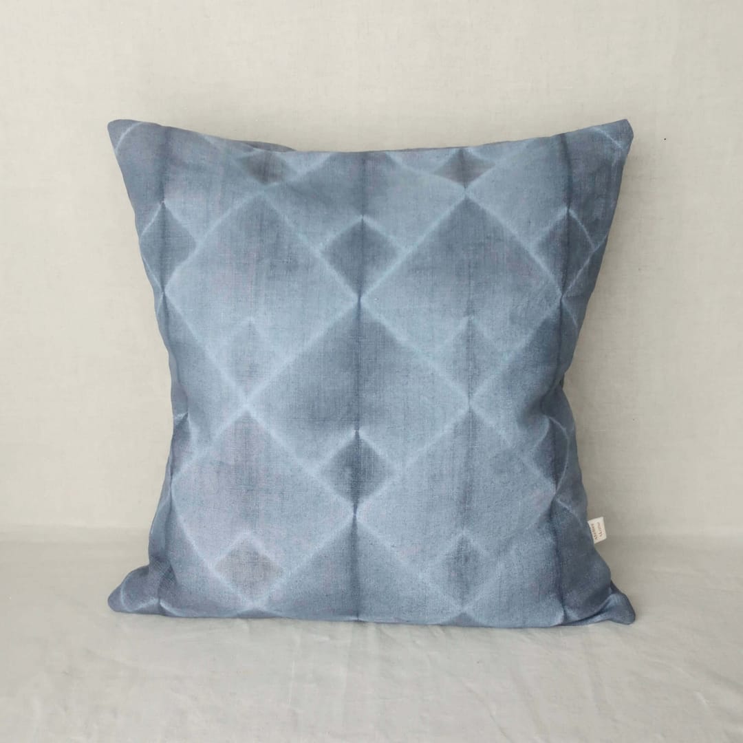 katano shibori housse coussin teinture végétale