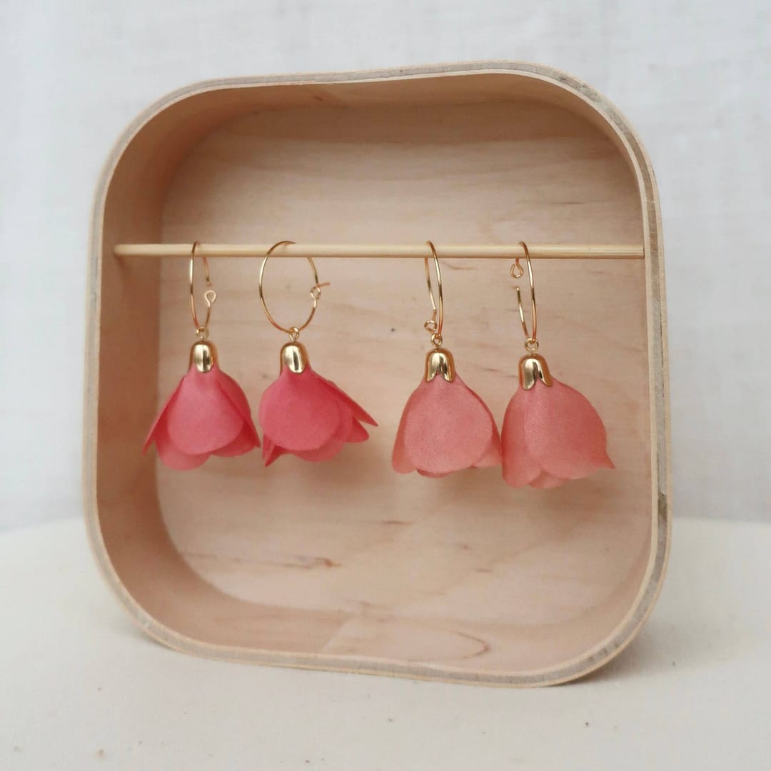 earings natural dye silk madder