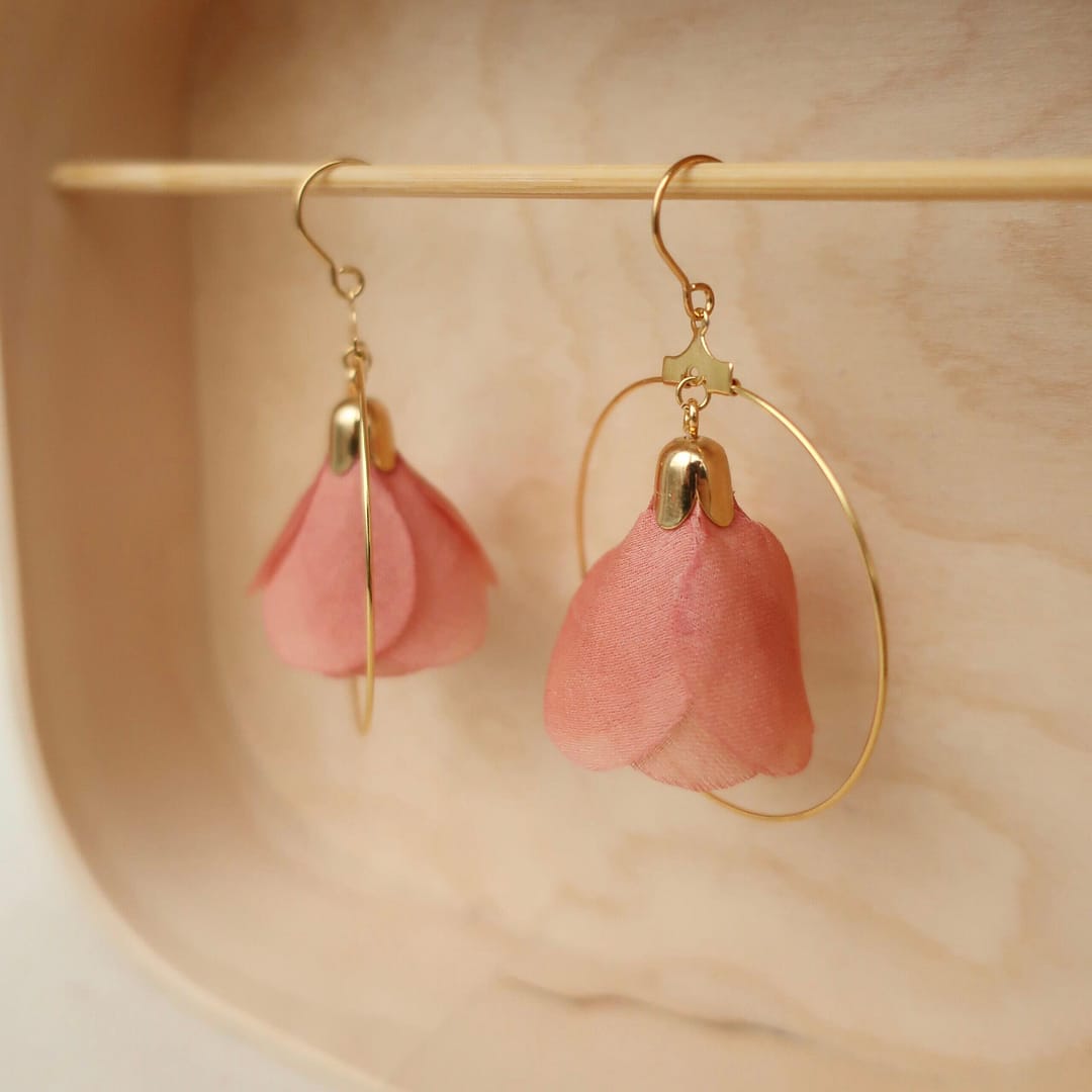 earings natural dye silk madder