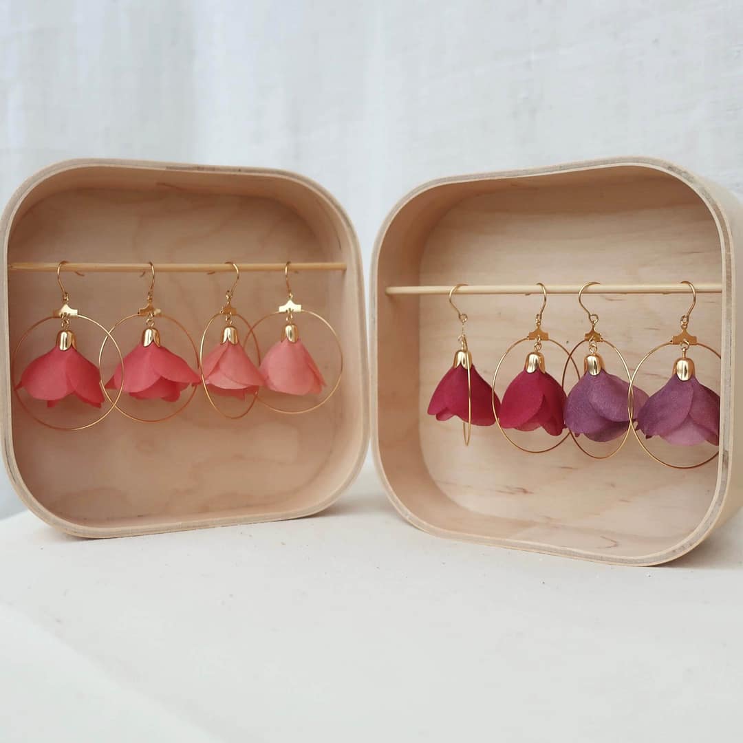 earings natural dye silk madder cochineal