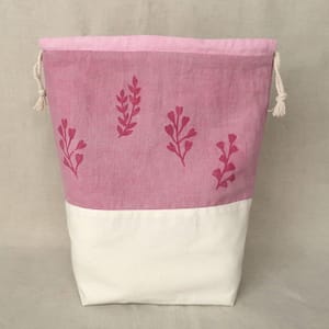 Pochette teinte à la cochenille – C