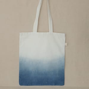 Tote-bag teint à l’indigo – A